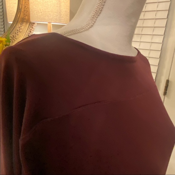 Peekaboo Sleeve Burgundy Top Small S - Picture 5 of 6